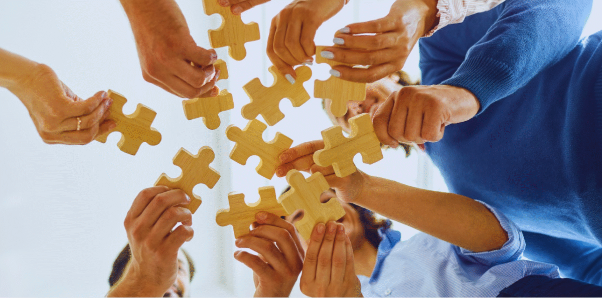 إيش أفضل طريقة لعمل فعاليات بناء فريق في الشركة؟