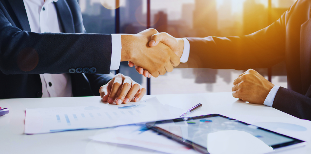 أفضل ممارسات الاتصال المؤسسي لتحقيق التواصل الفعّال داخل وخارج المؤسسة